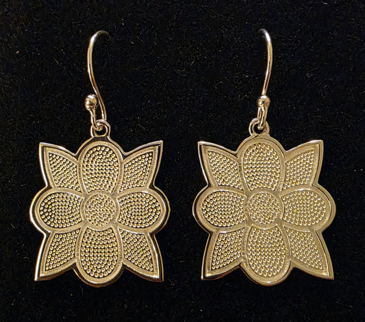 WS Med Silver Flower Ear