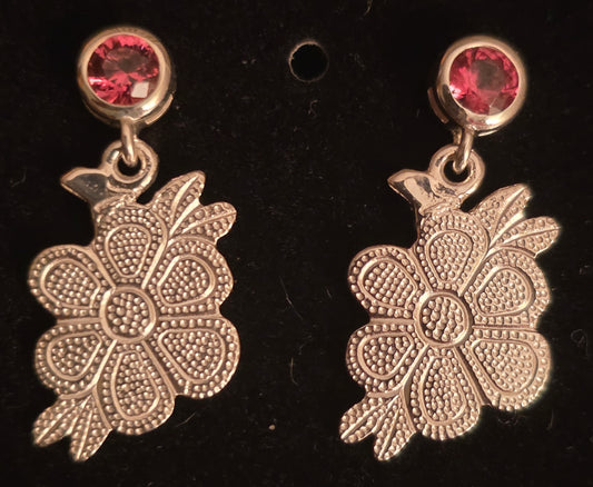 Beadwork Silver Earrings with Gem