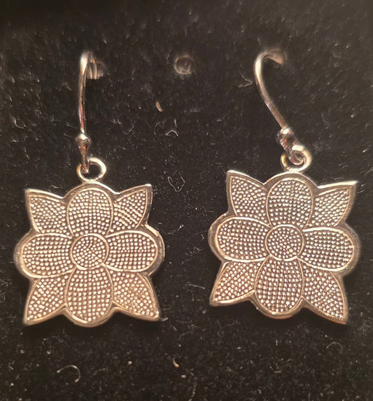 Med Si FLower Ear WS