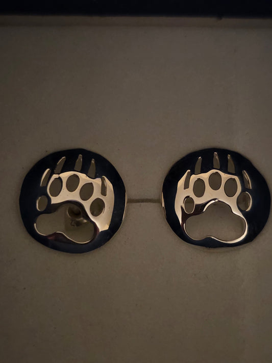 Bear Paw Cut Out Silver Stud